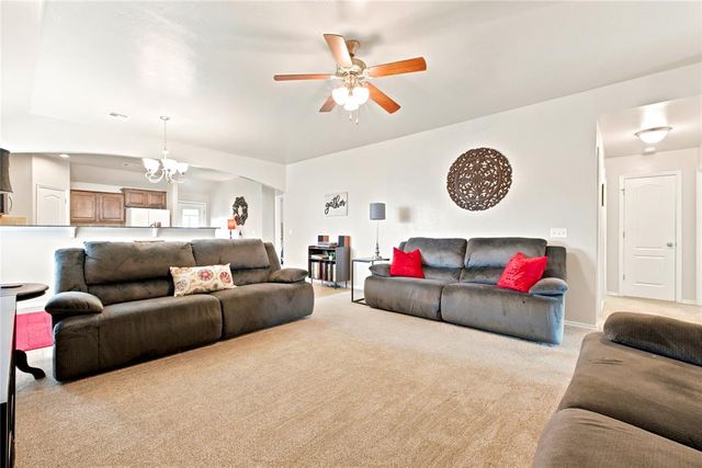 19501 Vista Avenue, Edmond, OK 73012