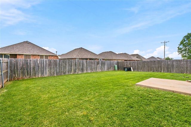 19501 Vista Avenue, Edmond, OK 73012