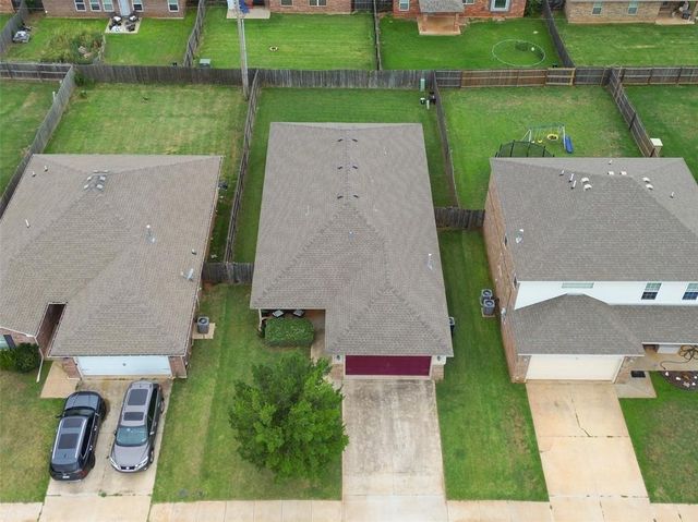 19501 Vista Avenue, Edmond, OK 73012