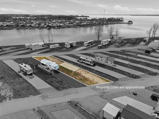 6384 Peninsula Road, Kerens, TX 75144