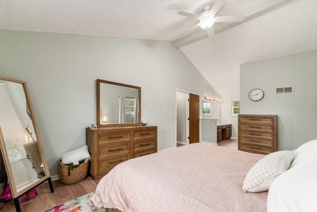 5570 Oldwynne Road, Hilliard, OH 43026