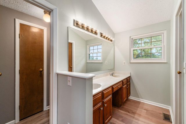 5570 Oldwynne Road, Hilliard, OH 43026