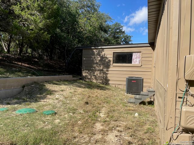 1045 Sequoia, Canyon Lake, TX 78133