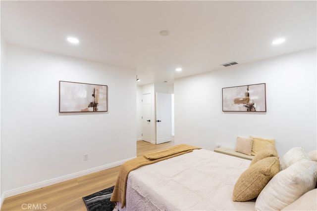 5245 N Mountain View, San Bernardino, CA 92407