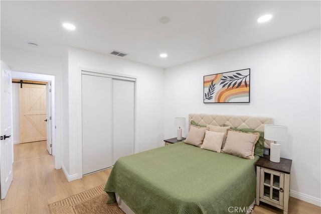 5245 N Mountain View, San Bernardino, CA 92407