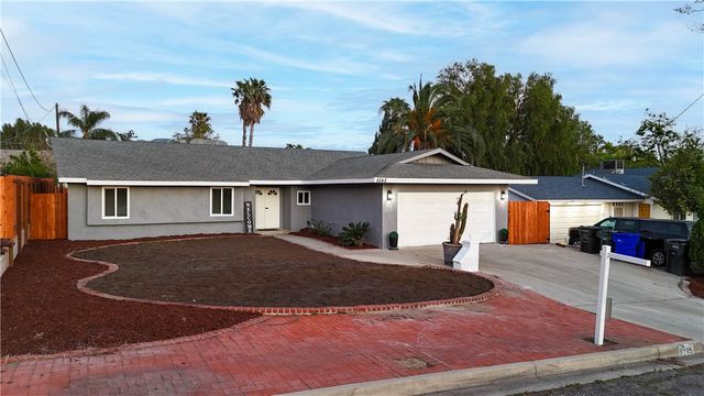 5245 N Mountain View, San Bernardino, CA 92407