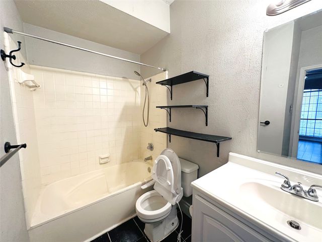 611 Oriole Boulevard 1101, Duncanville, TX 75116