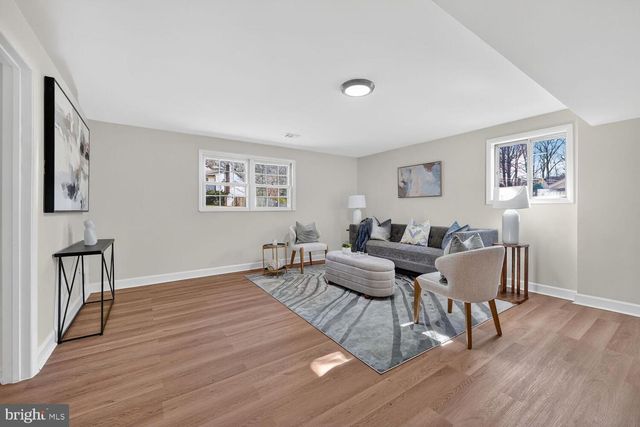 5202 DRAKE TER, Rockville, MD 20853