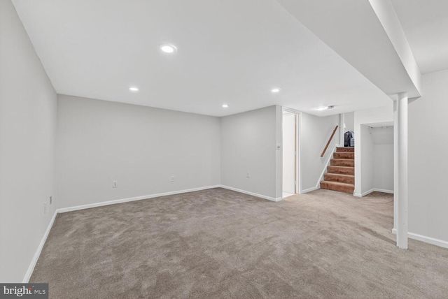 5202 DRAKE TER, Rockville, MD 20853