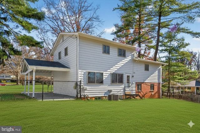 5202 DRAKE TER, Rockville, MD 20853