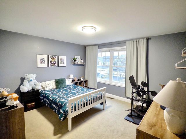 159 Sommerfield Avenue, South Burlington, VT 05403