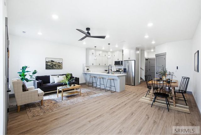 4929 N Beach Dr, Idaho Falls, ID 83401