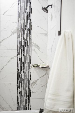 4929 N Beach Dr, Idaho Falls, ID 83401