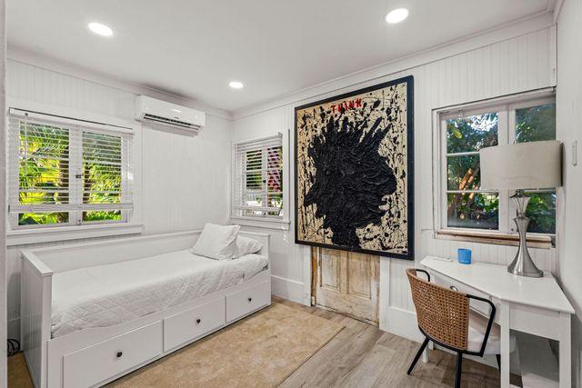 1017 SW 4th Street, Fort Lauderdale, FL 33312