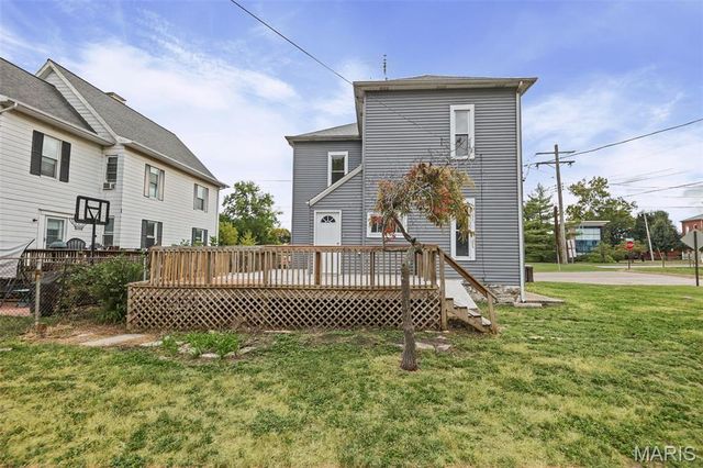 3010 College Avenue, Alton, IL 62002