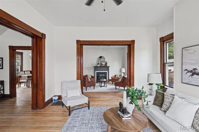 3010 College Avenue, Alton, IL 62002