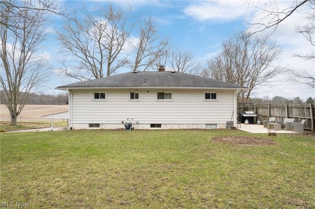 5789 E Law Road, Valley City, OH 44280