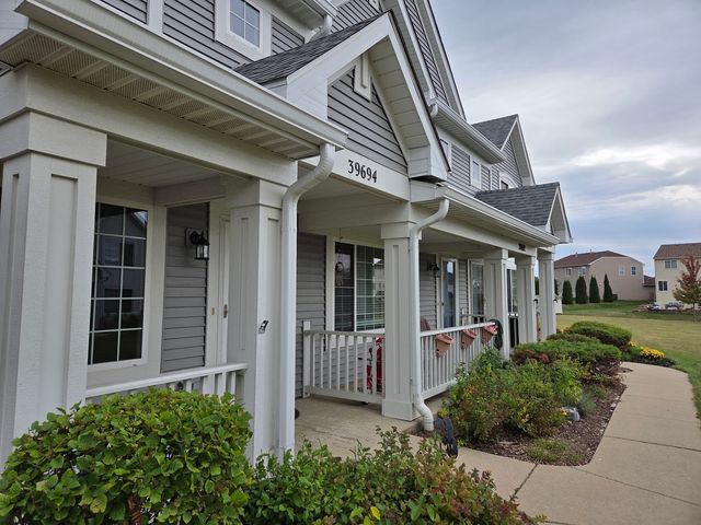 39694 N Warren Lane N 39694, Beach Park, IL 60083