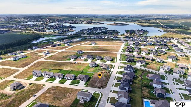17102 Sophia Street, Bennington, NE 68007
