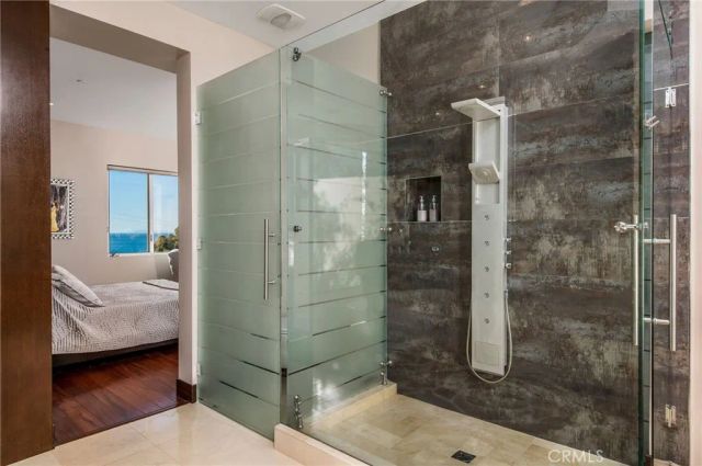 2209 Crestview Place, Laguna Beach, CA 92651