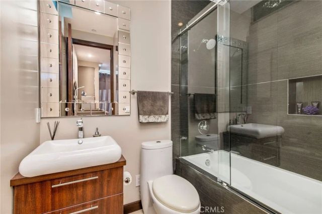 2209 Crestview Place, Laguna Beach, CA 92651