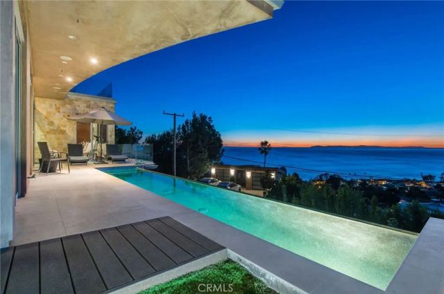 2209 Crestview Place, Laguna Beach, CA 92651
