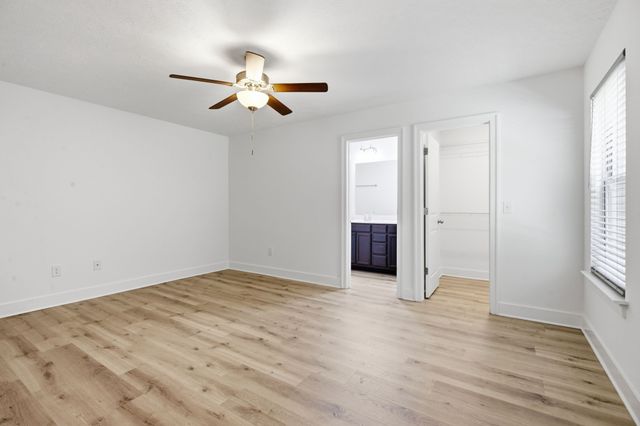2506 Red Barn Rd, Christiana, TN 37037
