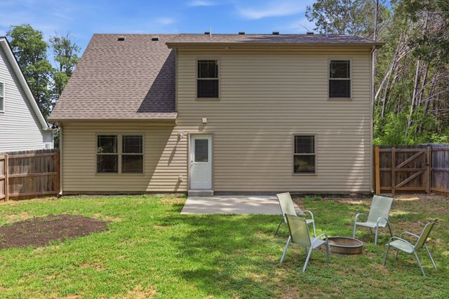 2506 Red Barn Rd, Christiana, TN 37037