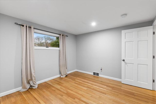 28 Merganser Lane, West Yarmouth, MA 02673