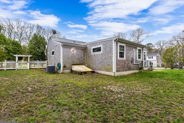 28 Merganser Lane, West Yarmouth, MA 02673