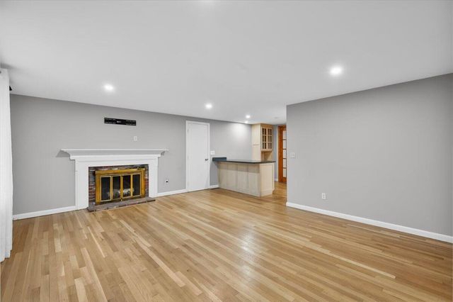 28 Merganser Lane, West Yarmouth, MA 02673