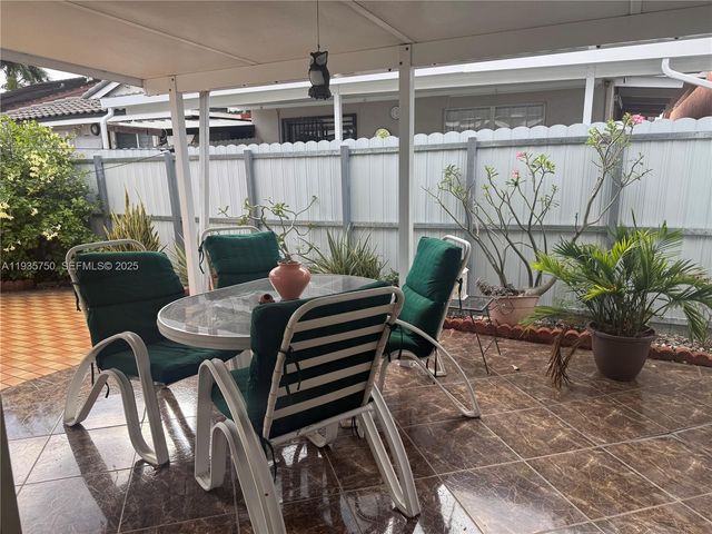 11432 NW 87th Pl, Hialeah Gardens, FL 33018