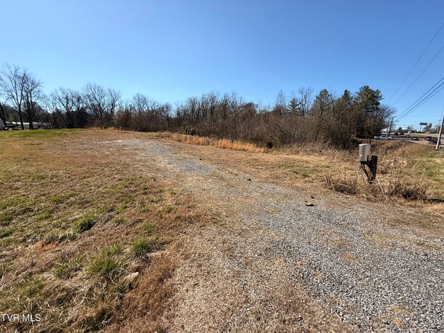101 Tall Oaks Court, Kingsport, TN 37663