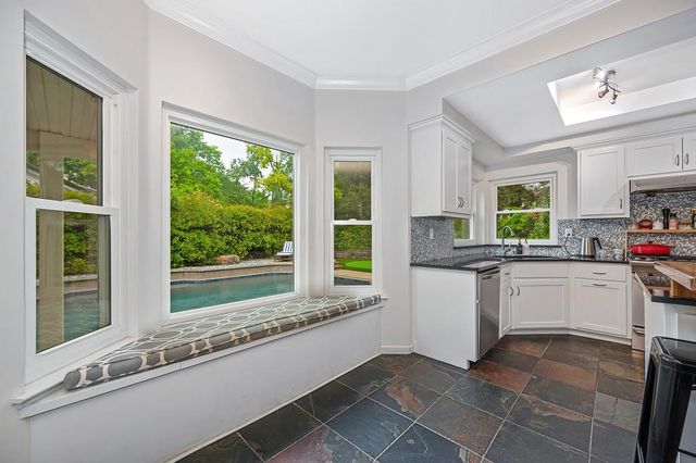 100 Bayline Circle, Folsom, CA 95630