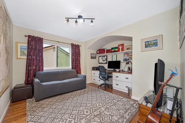 100 Bayline Circle, Folsom, CA 95630