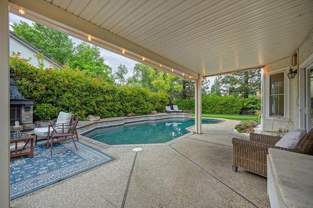 100 Bayline Circle, Folsom, CA 95630