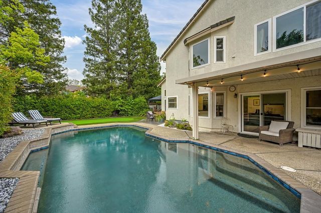 100 Bayline Circle, Folsom, CA 95630
