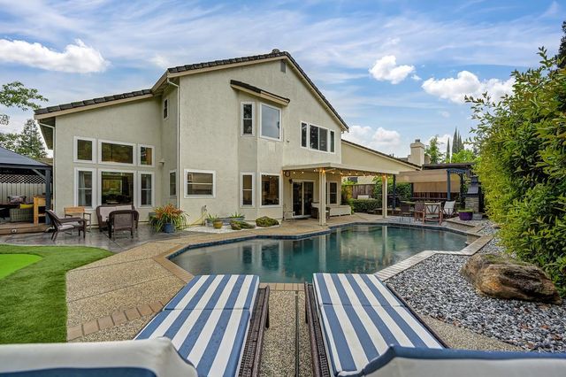 100 Bayline Circle, Folsom, CA 95630
