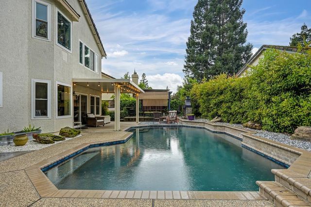 100 Bayline Circle, Folsom, CA 95630