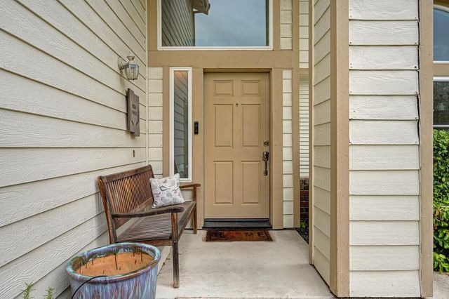 100 Bayline Circle, Folsom, CA 95630