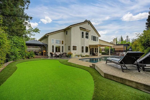 100 Bayline Circle, Folsom, CA 95630