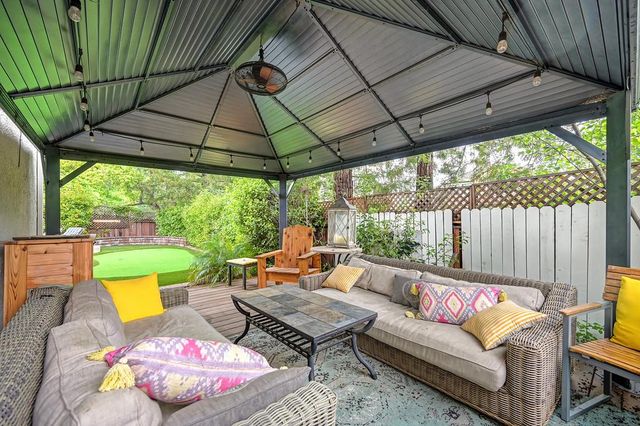 100 Bayline Circle, Folsom, CA 95630