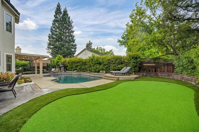 100 Bayline Circle, Folsom, CA 95630