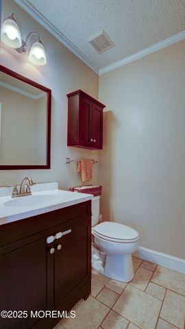 53 Winged Foot Court, Howell, NJ 07731