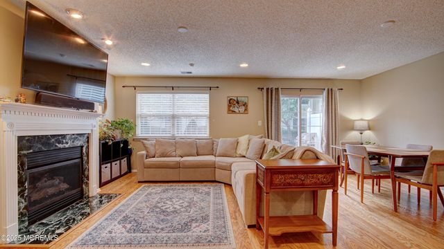 53 Winged Foot Court, Howell, NJ 07731