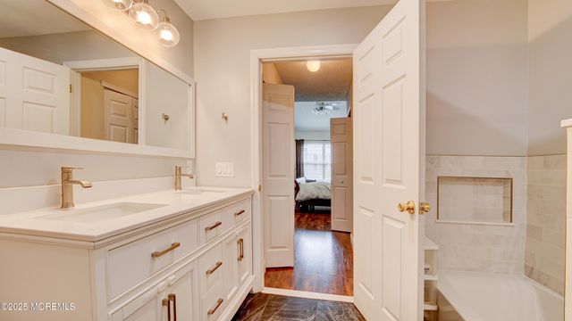 53 Winged Foot Court, Howell, NJ 07731