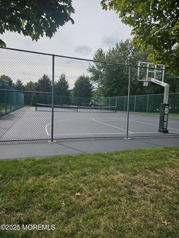 53 Winged Foot Court, Howell, NJ 07731