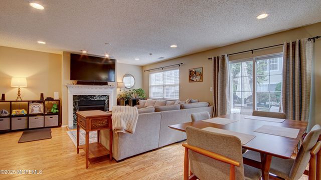 53 Winged Foot Court, Howell, NJ 07731