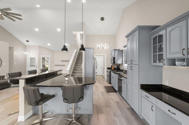 8331 Doubletree Drive N, Crown Point, IN 46307