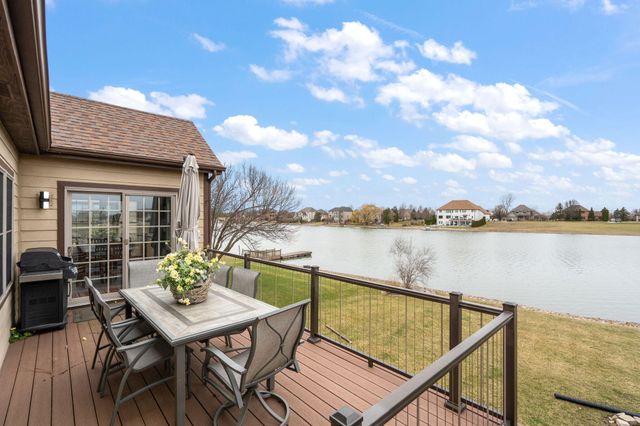 8331 Doubletree Drive N, Crown Point, IN 46307